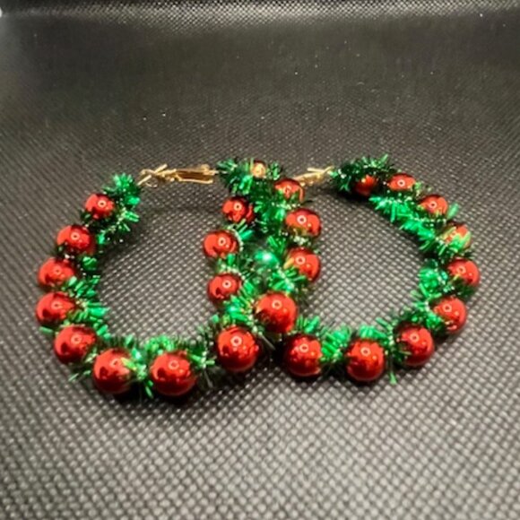 3/$12~Christmas Hoop Earrings - Picture 6 of 9